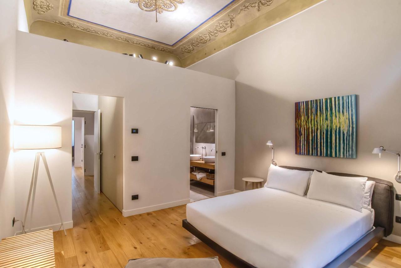 The Charm Of Santa Croce Apartment Florence Luaran gambar