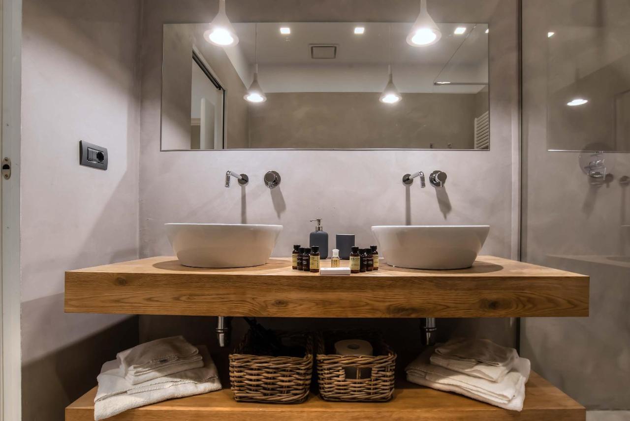 The Charm Of Santa Croce Apartment Florence Luaran gambar